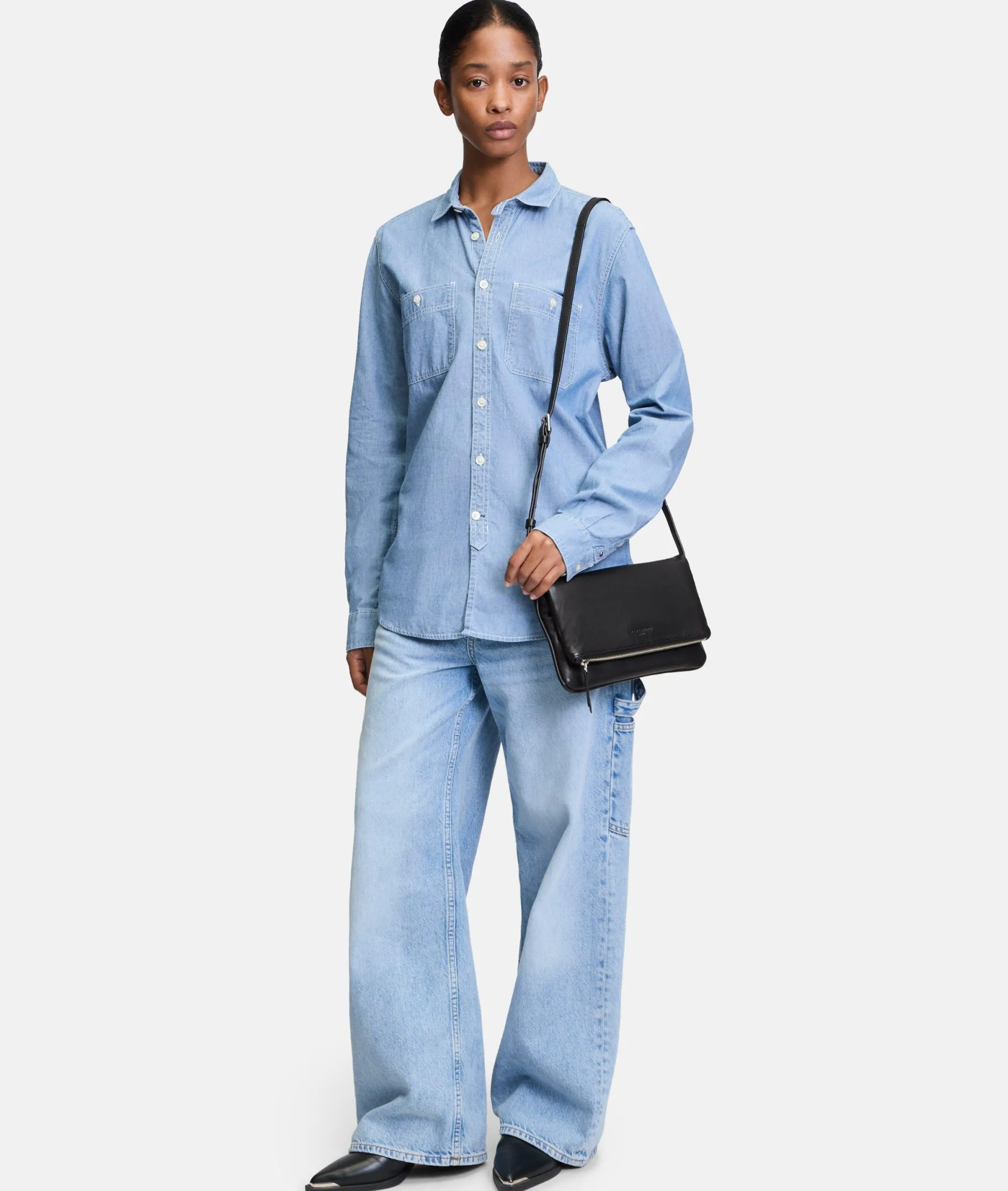 LIEBESKIND BERLIN Aloe Crossbody M