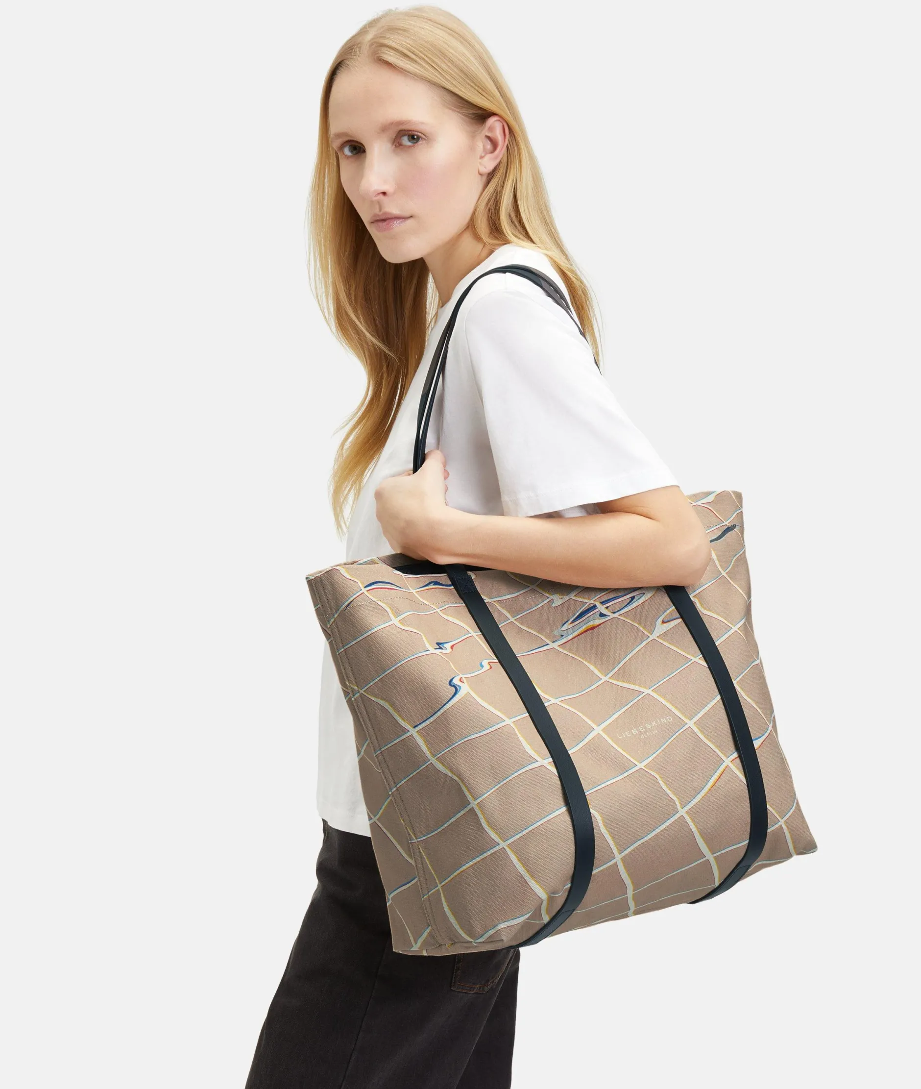 LIEBESKIND BERLIN Aurora Shopper L