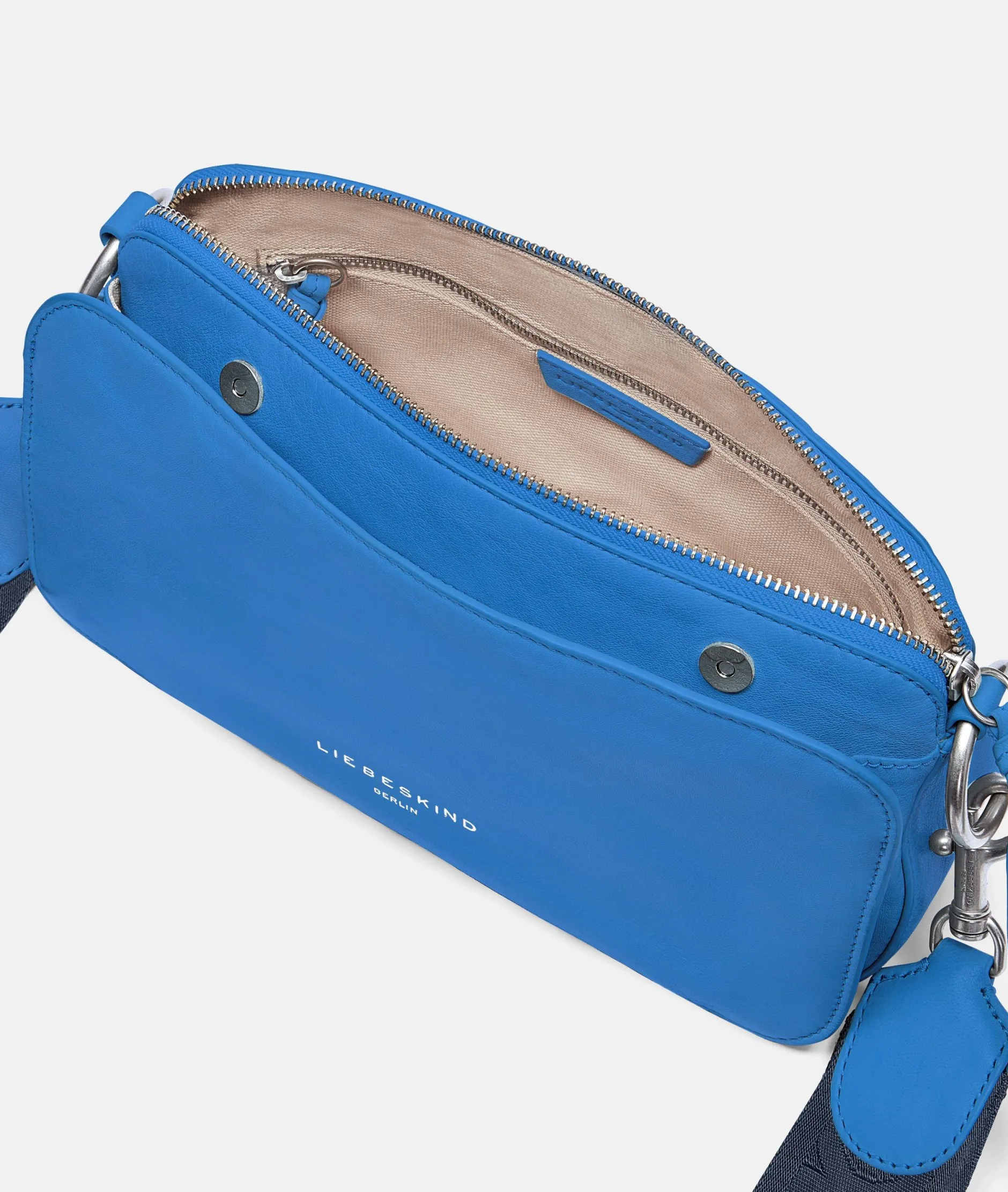 LIEBESKIND BERLIN Clarice Crossbody M