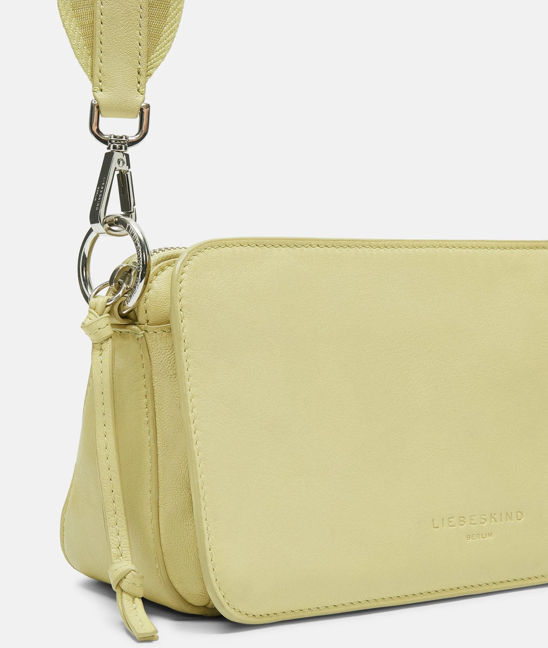 LIEBESKIND BERLIN Clarice Crossbody M