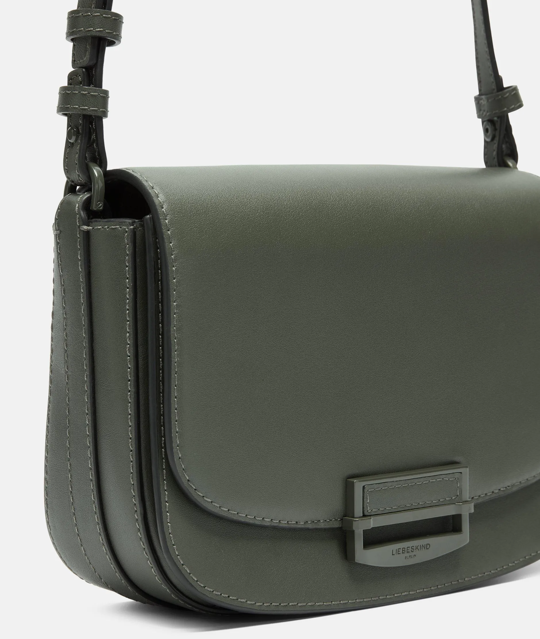 LIEBESKIND BERLIN Ezra Crossbody M