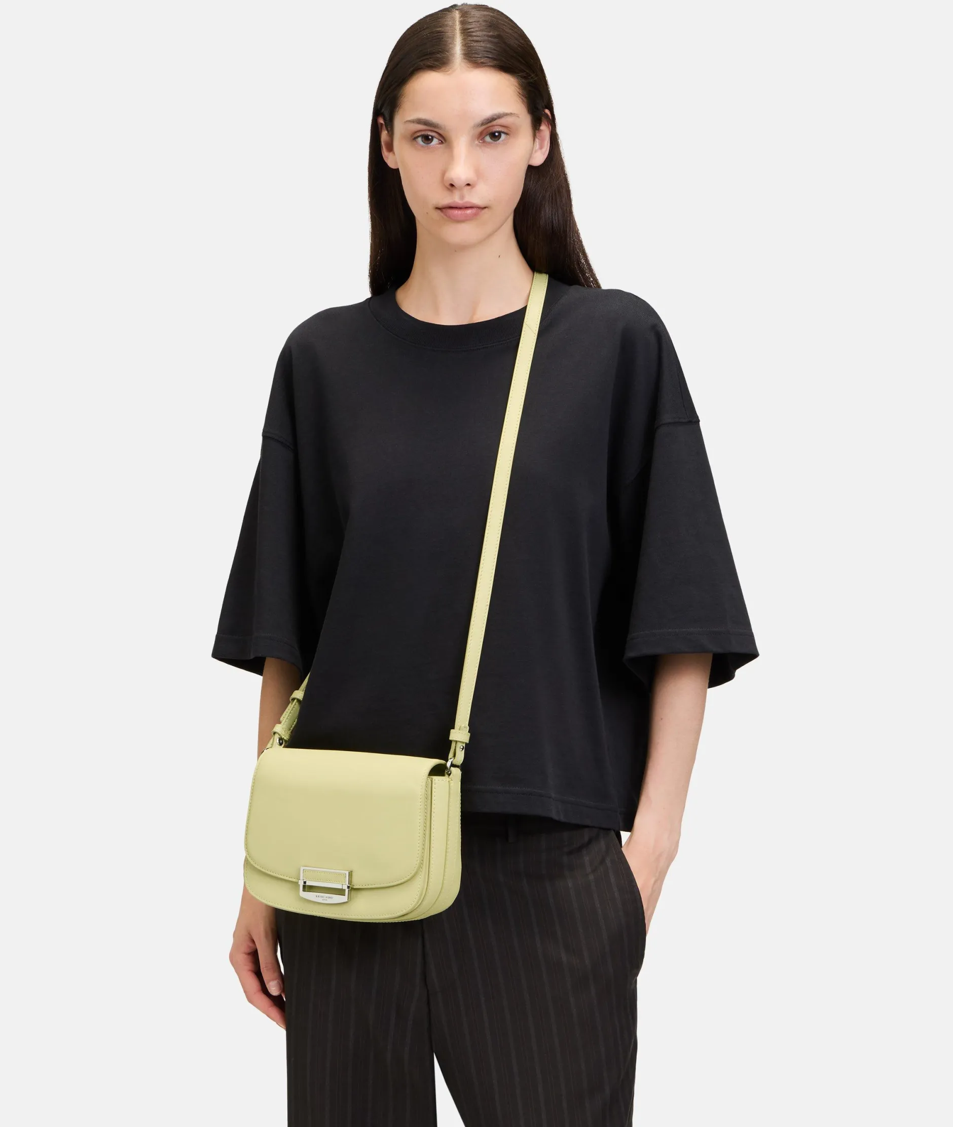 LIEBESKIND BERLIN Ezra Crossbody M