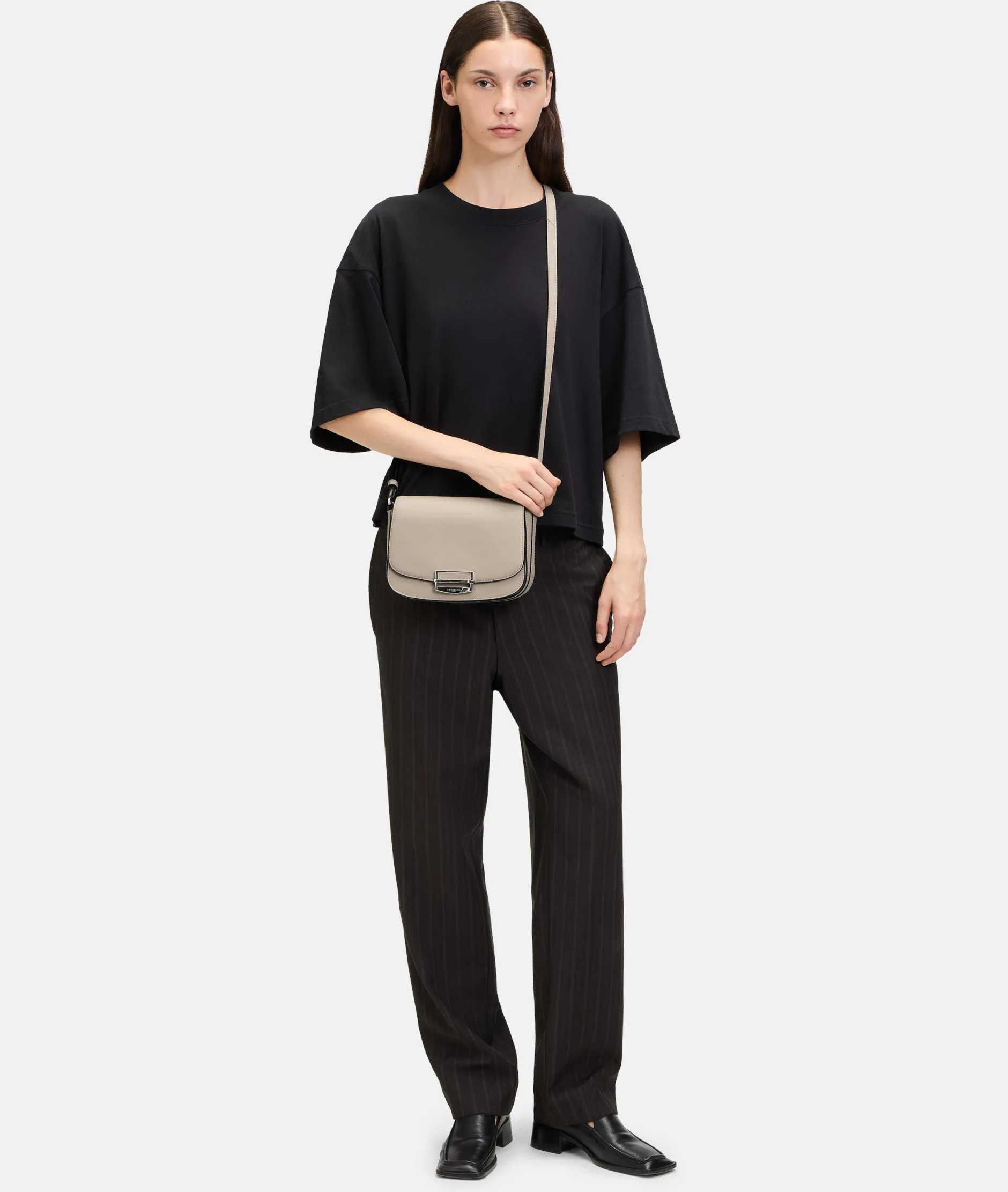 LIEBESKIND BERLIN Ezra Crossbody M