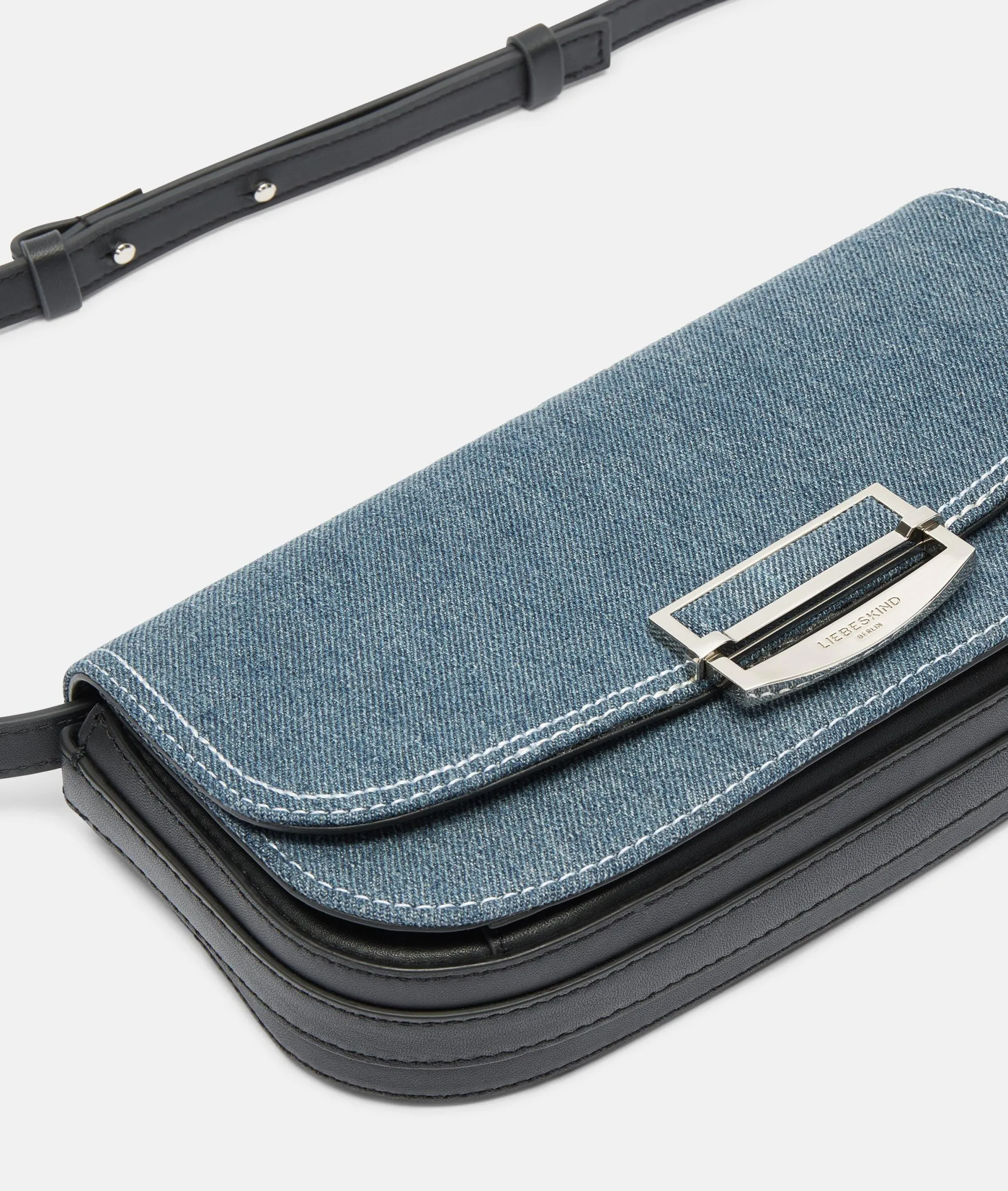 LIEBESKIND BERLIN Ezra Crossbody S