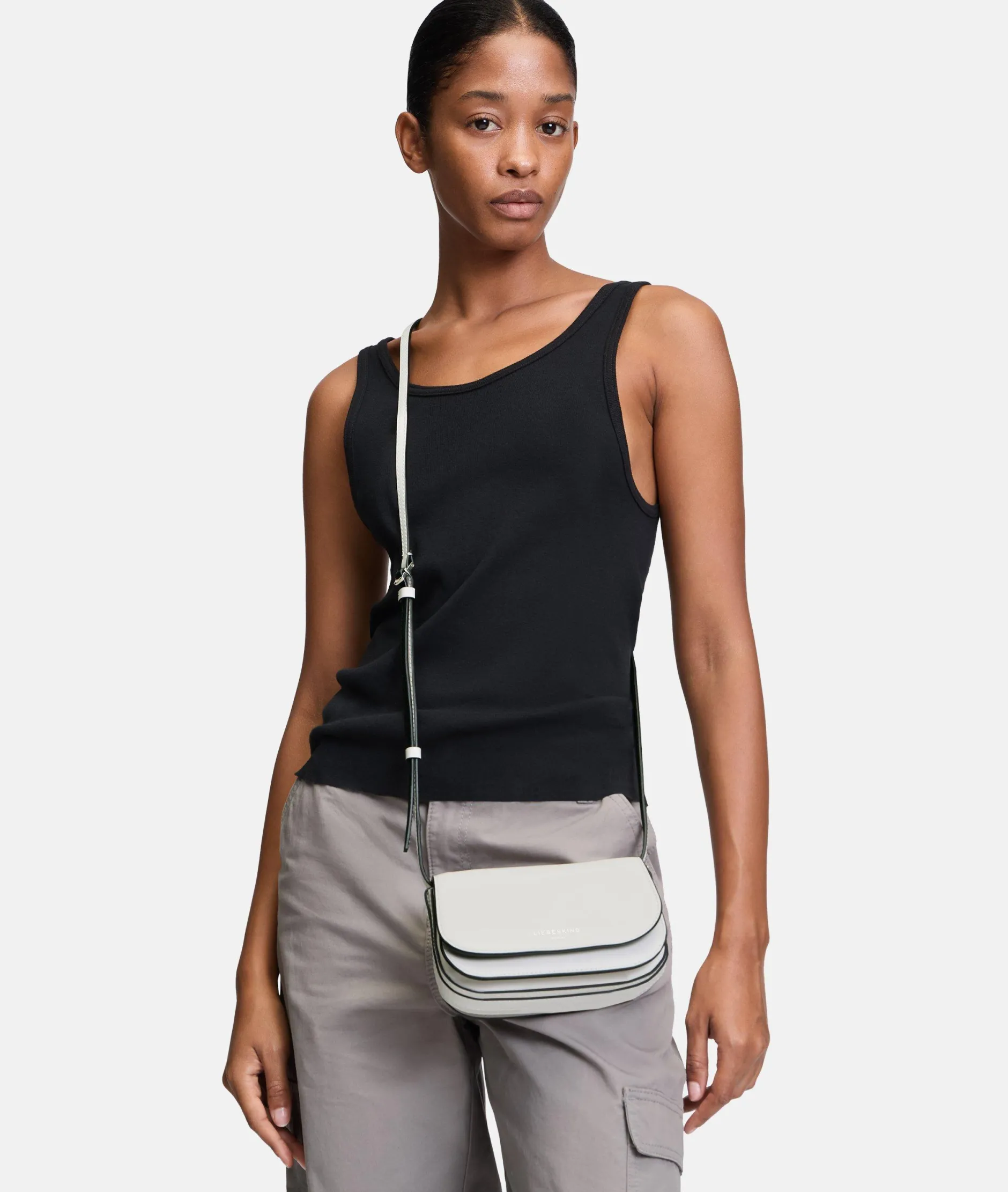 LIEBESKIND BERLIN Ezra Crossbody XS