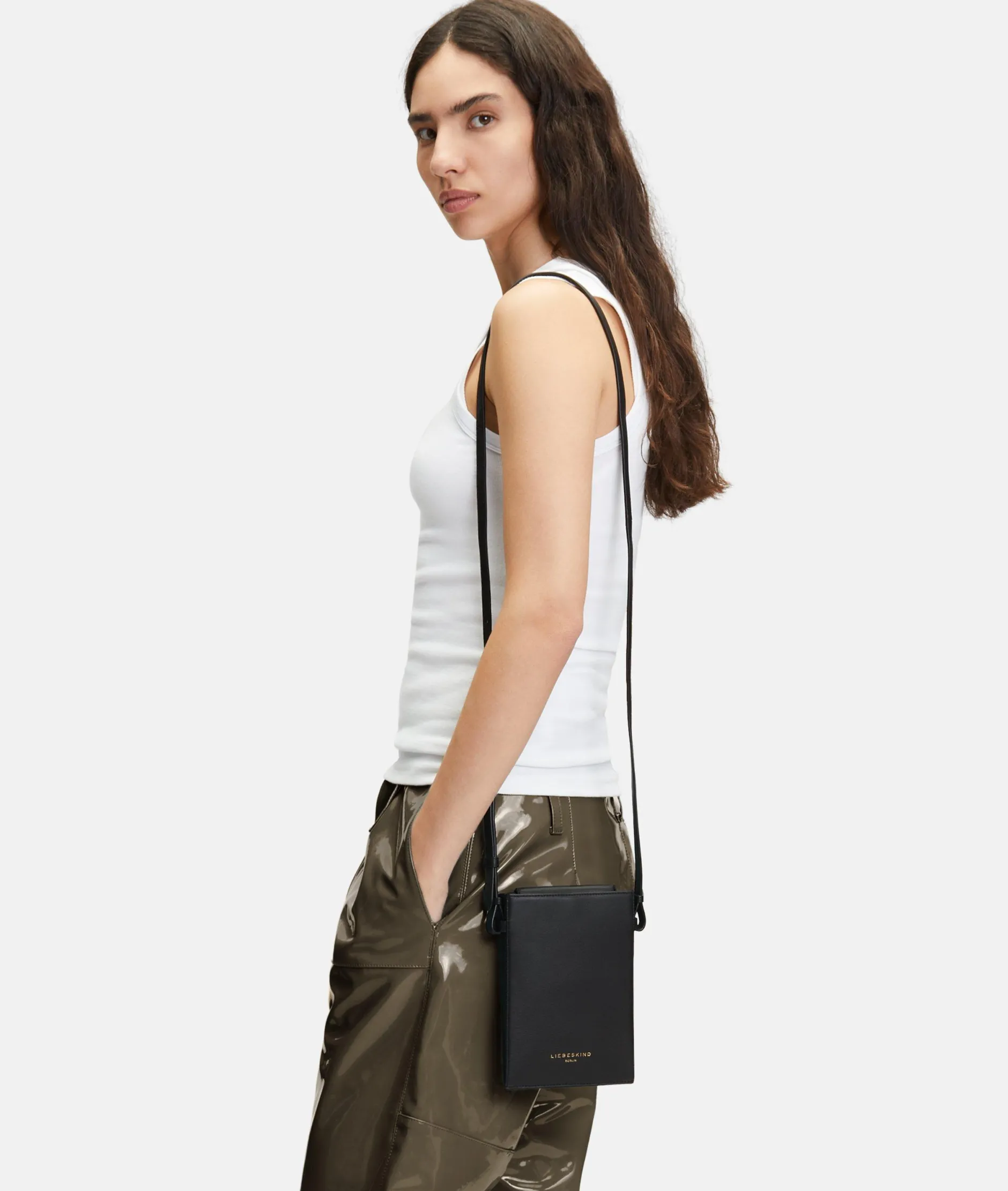 LIEBESKIND BERLIN Hilla Mobile Pouch