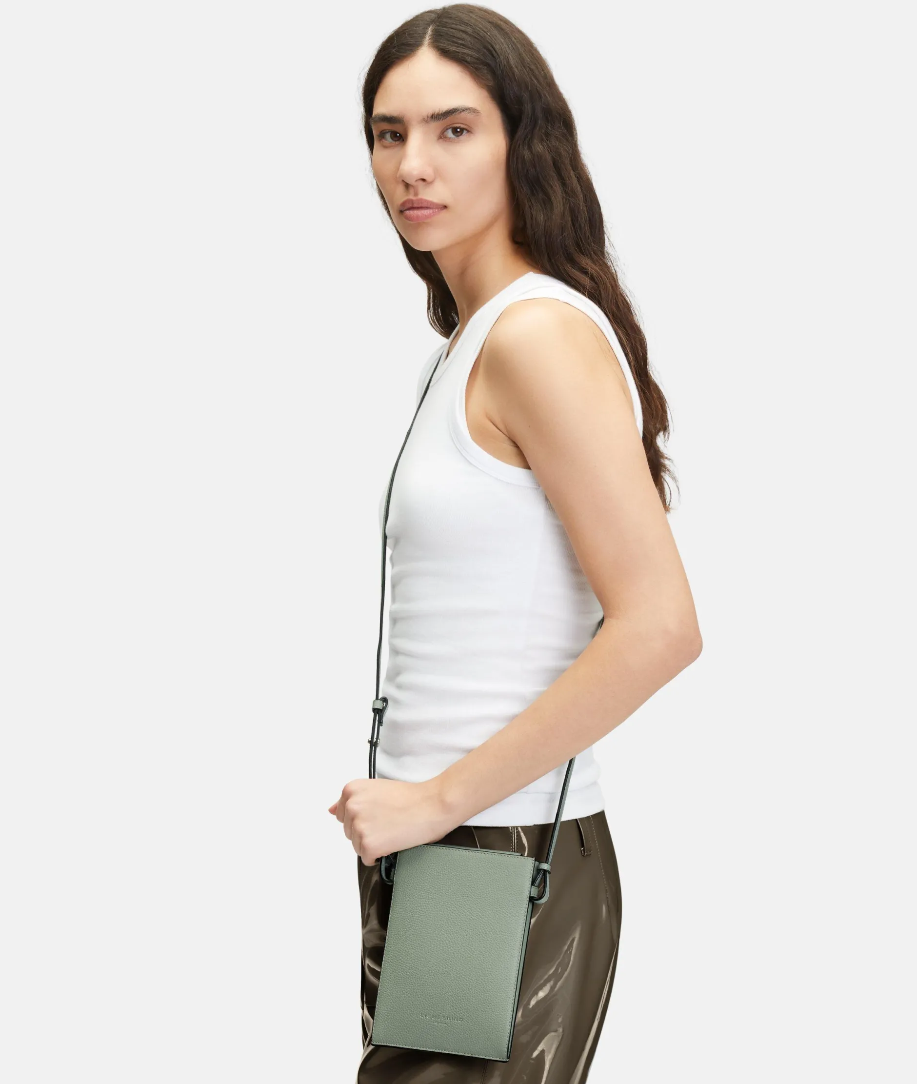 LIEBESKIND BERLIN Hilla Mobile Pouch