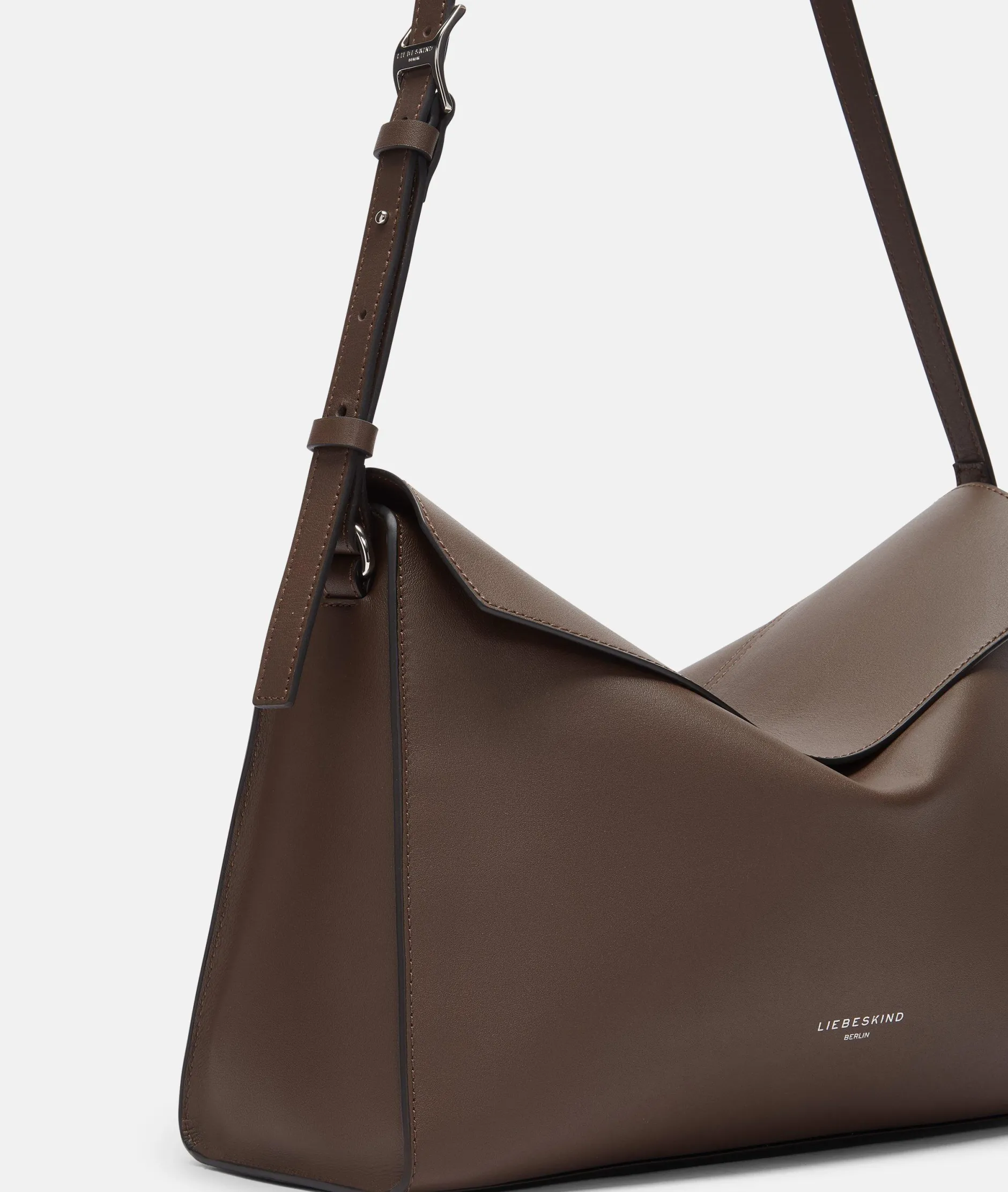 LIEBESKIND BERLIN Lora Crossbody M