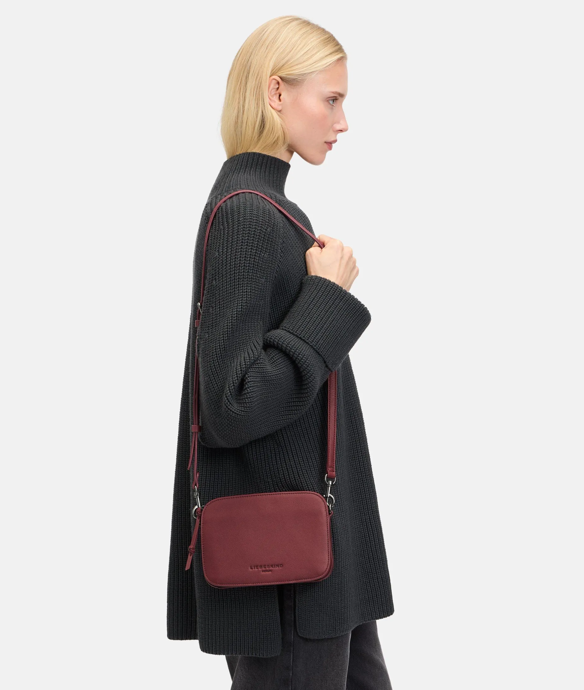 LIEBESKIND BERLIN Luka Crossbody S