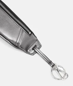 LIEBESKIND BERLIN  Metallic Chudy Pendant