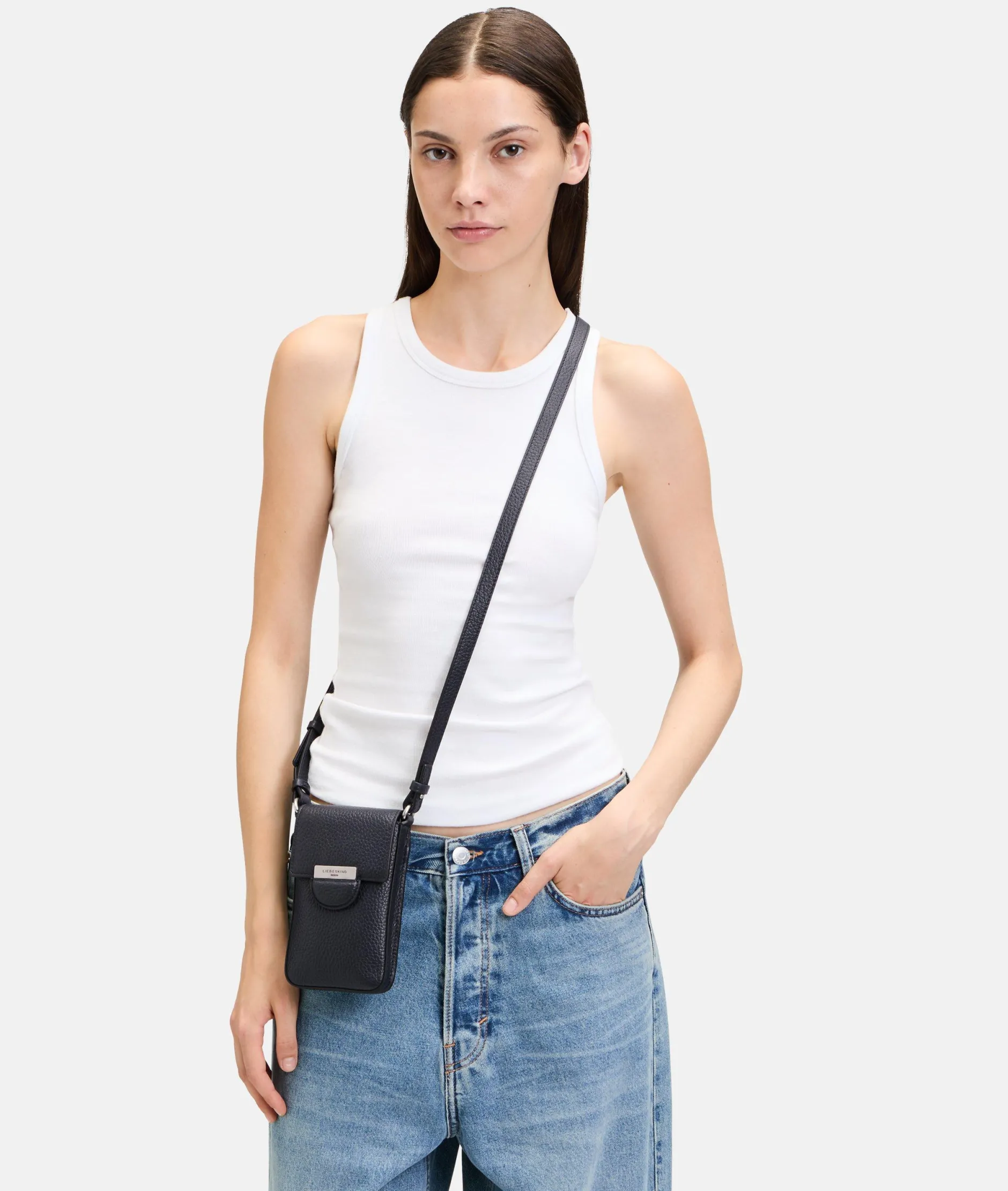 LIEBESKIND BERLIN Penelope Mobile Pouch